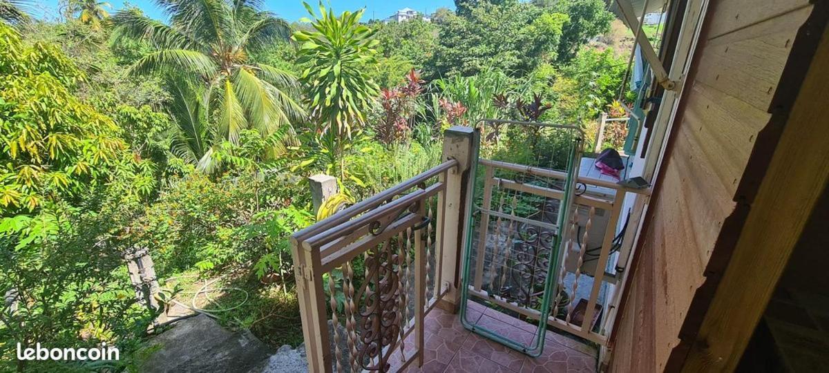 Studio Pour 2 Personnes Au Calme En Basse-Terre Apartment Vieux-Habitants Exterior photo